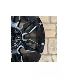 Ζάντες 18" Ιντσών 6x139.7 Μαύρο Με Ασημί Λεπτομέρειες [1737/CP7535] 