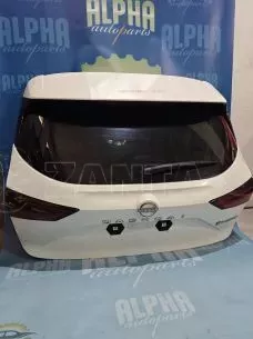 ΤΖΑΜΟΠΟΡΤΑ ΛΕΥΚΗ (ΜΠΑΓΚΑΖ)- NISSAN QASHQAI J12– ’21 – ’25. 