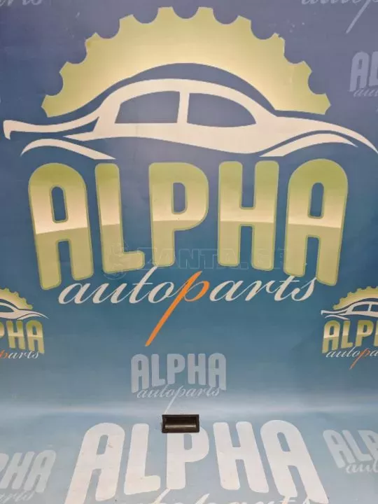 ΜΠΟΥΤΟΝ ΠΙΣΩ ΠΟΡΤΑΣ ΜΠΑΓΚΑΖ - 5N0827566 T - AUDI Q3 - '11 - '18. (Θ)