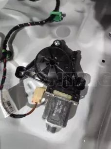 ΜΟΤΕΡ ΠΑΡΑΘΥΡΟΥ - 5Q0959802Α - ΕΜΠΡΟΣ ΔΕΞ.– VW T-ROC -’19 – ’23. 