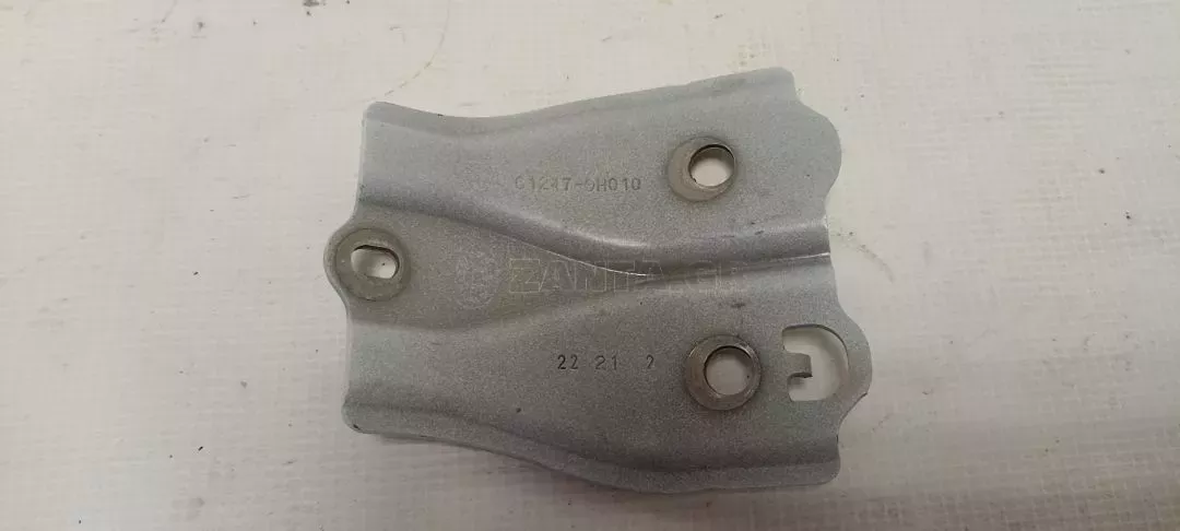 Μεντεσές Οροφής από Toyota Aygo - 61247-0H010