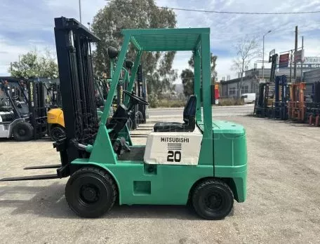 Κλαρκ Mitsubishi 2,0 t 