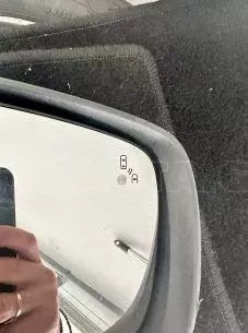 ΚΑΘΡΕΠΤΗΣ ΔΕΞΙΟΣ ΜΕ BLIS RENAULT KADJAR 