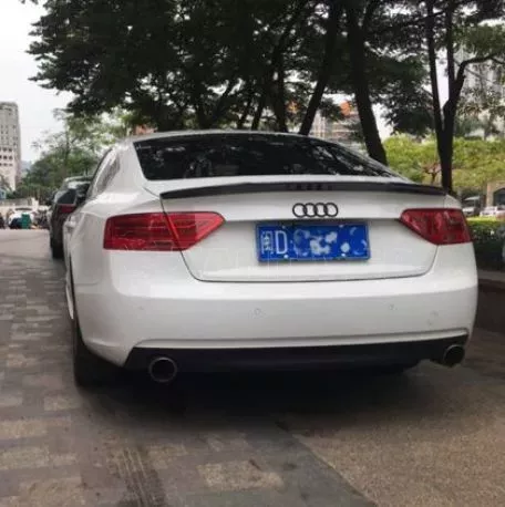 Αεροτομή πορτ μπαγκάζ για Audi A5 8T8 Sportbkack (2009-2016) M4 Style - μαύρη γυαλιστερή 