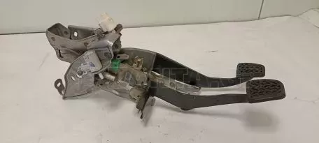 Πεταλιέρα Συμπλέκτη Φρένου από TOYOTA AYGO - 0000 