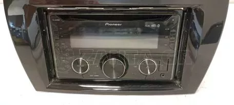 Pioneer FH-S820DAB Ηχοσύστημα Αυτοκινήτου με βάση τοποθέτησης από MITSUBISHI SPACE STAR - FH-S820DAB 