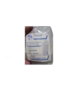 Ζελατίνα οπίσθια Fiat 124 Familiare P8628 