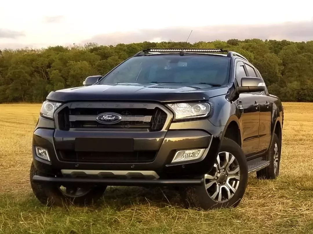 Σέτ οροφής για Ford Ranger (με ράγες οροφής) - Linear 36 13500 Lumens Lazerlamps