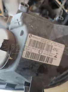 ΕΜΠΡΟΣ ΔΕΞΙΟ ΦΑΝΑΡΙ ΓΙΑ RENAULT MEGANE '08-'12 ΚΩΔΙΚΟΣ 260100017R 