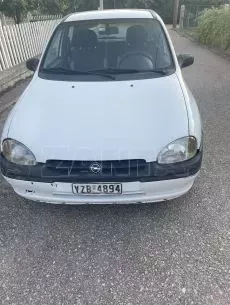 Opel Corsa 1998 b 