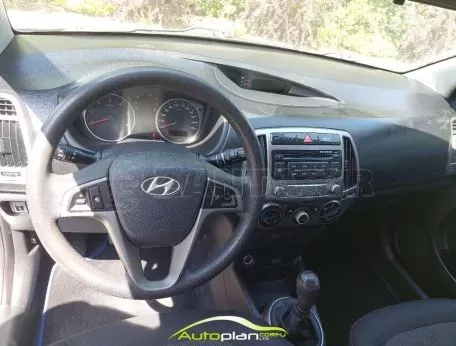 Hyundai i20 2013 Ελληνικής αντιπροσωπείας  ! 