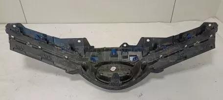 Μάσκα εμπρός από Toyota Yaris - 53101-0D660 53111-0D810 