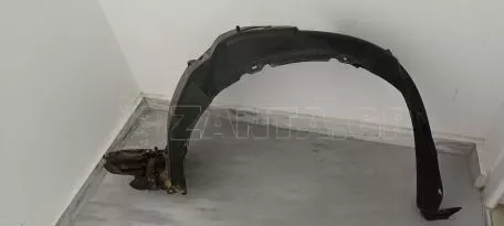 Θόλος μπροστινού αριστερού τροχού από Toyota Yaris - 53876-0D680 