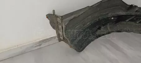 Θόλος μπροστινού δεξιού τροχού από Toyota Yaris - 53875-0D680 
