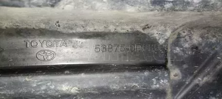 Θόλος μπροστινού δεξιού τροχού από Toyota Yaris - 53875-0D680 