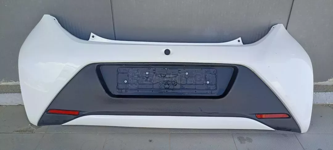 Πίσω Προφυλακτήρας από Toyota Aygo - 52151-0H010 52159-0H061