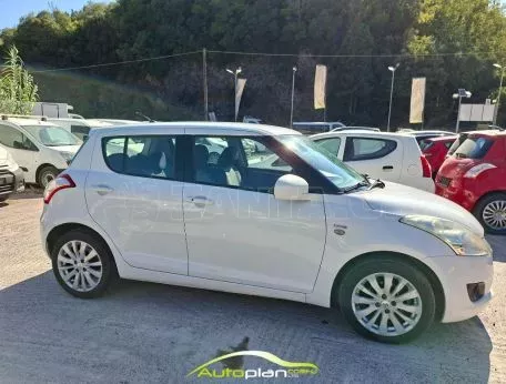 Suzuki Swift 2012 Ελληνικης αντιπροσωπειας ! 