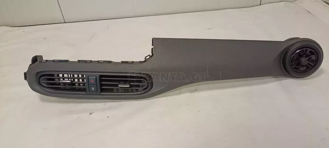 Επένδυση Ταμπλό Δεξιά από Hyundai i10 - 84796-K7000 97480-K6900 97410-K6900